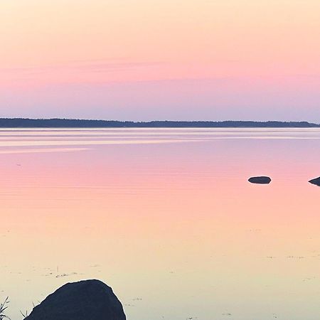 Вілла Vaenvik Pyhtaeae Siltakyla Екстер'єр фото